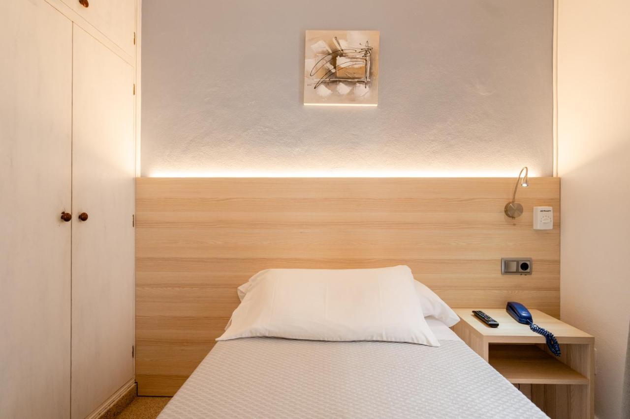 Eurohotel Mahon  Luaran gambar